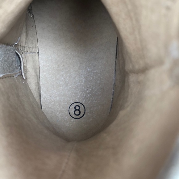 Kryssi Kouture Gold Glitter Cowgirl Boot, Size 8 - Picture 10 of 10